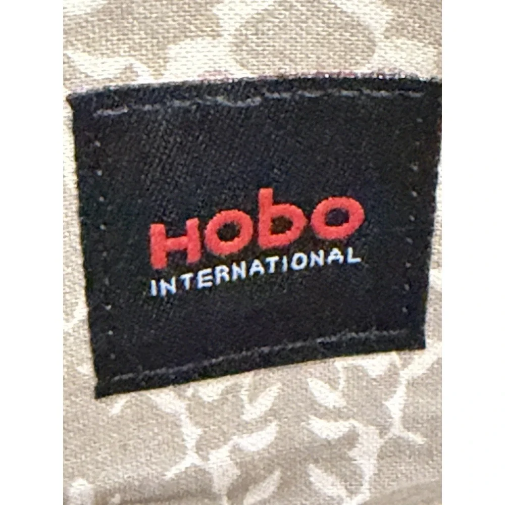 Hobo International Vintage Black Leather Kiss Lock Trifold Clutch Wallet